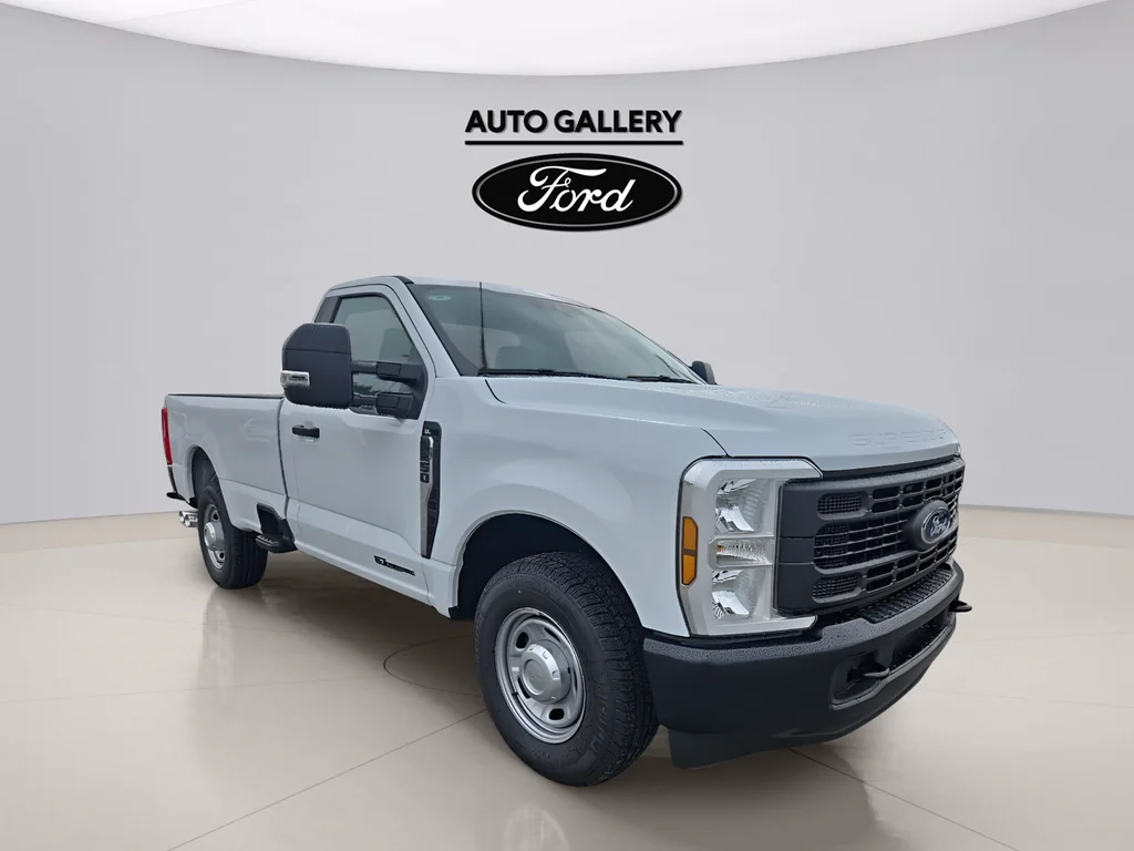 New 2026 Oxford White Ford F-250® XL image 3