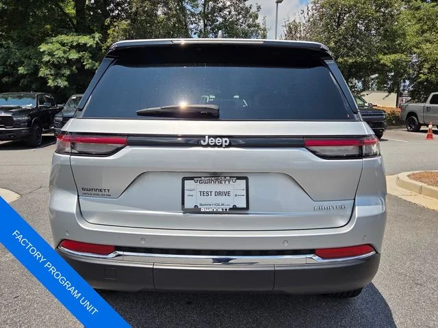 Used 2025 Silver Jeep Limited image 7