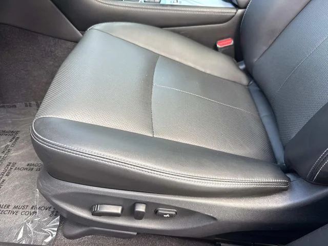 Used 2023 Blue INFINITI LUXE image 28