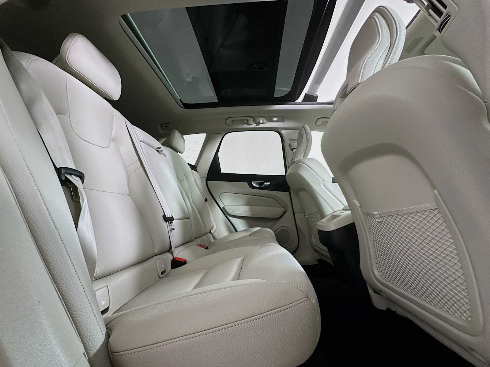 Certified Used 2024 Vapour Grey Volvo Core image 25