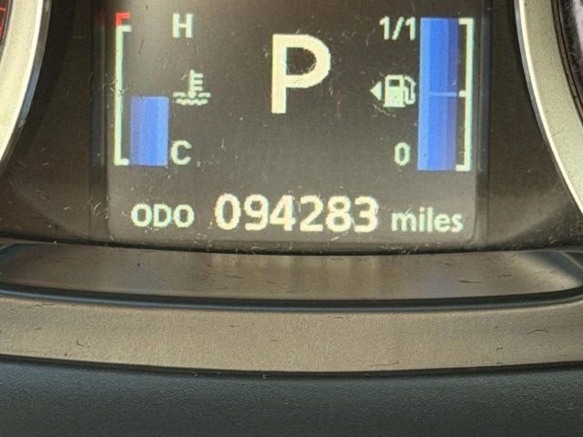 Used 2017  Mitsubishi ES image 25