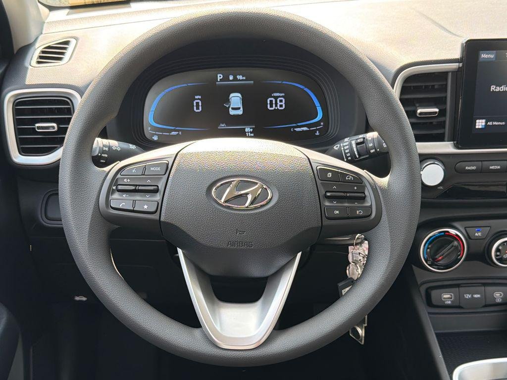New 2026 White Hyundai SE image 23