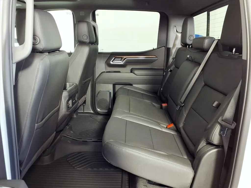 New 2026 Summit White Chevrolet LT Trail Boss image 20