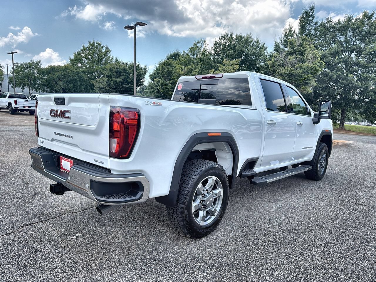New 2026 Summit White GMC SLE image 8