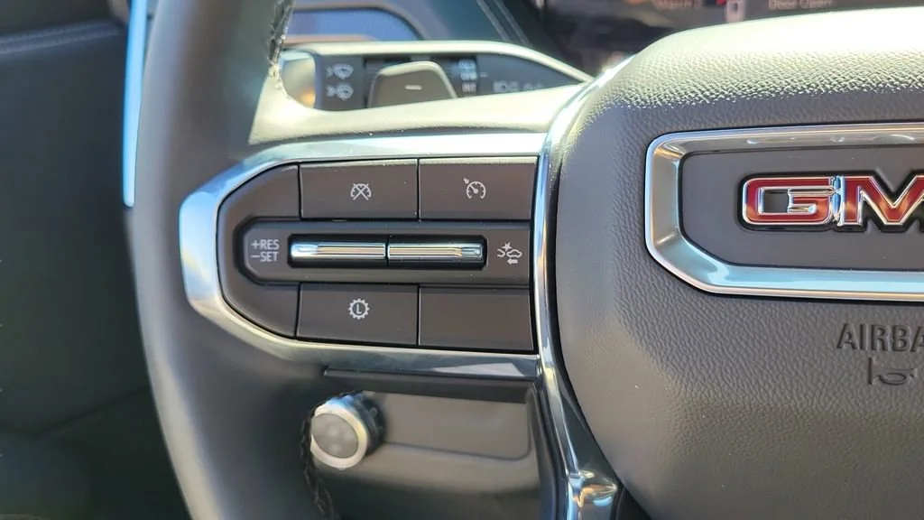 New 2026 Titanium Rush Metallic GMC Elevation image 32