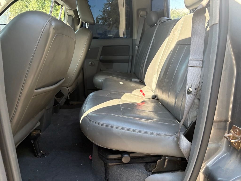 Used 2006 Gray Dodge Laramie image 10