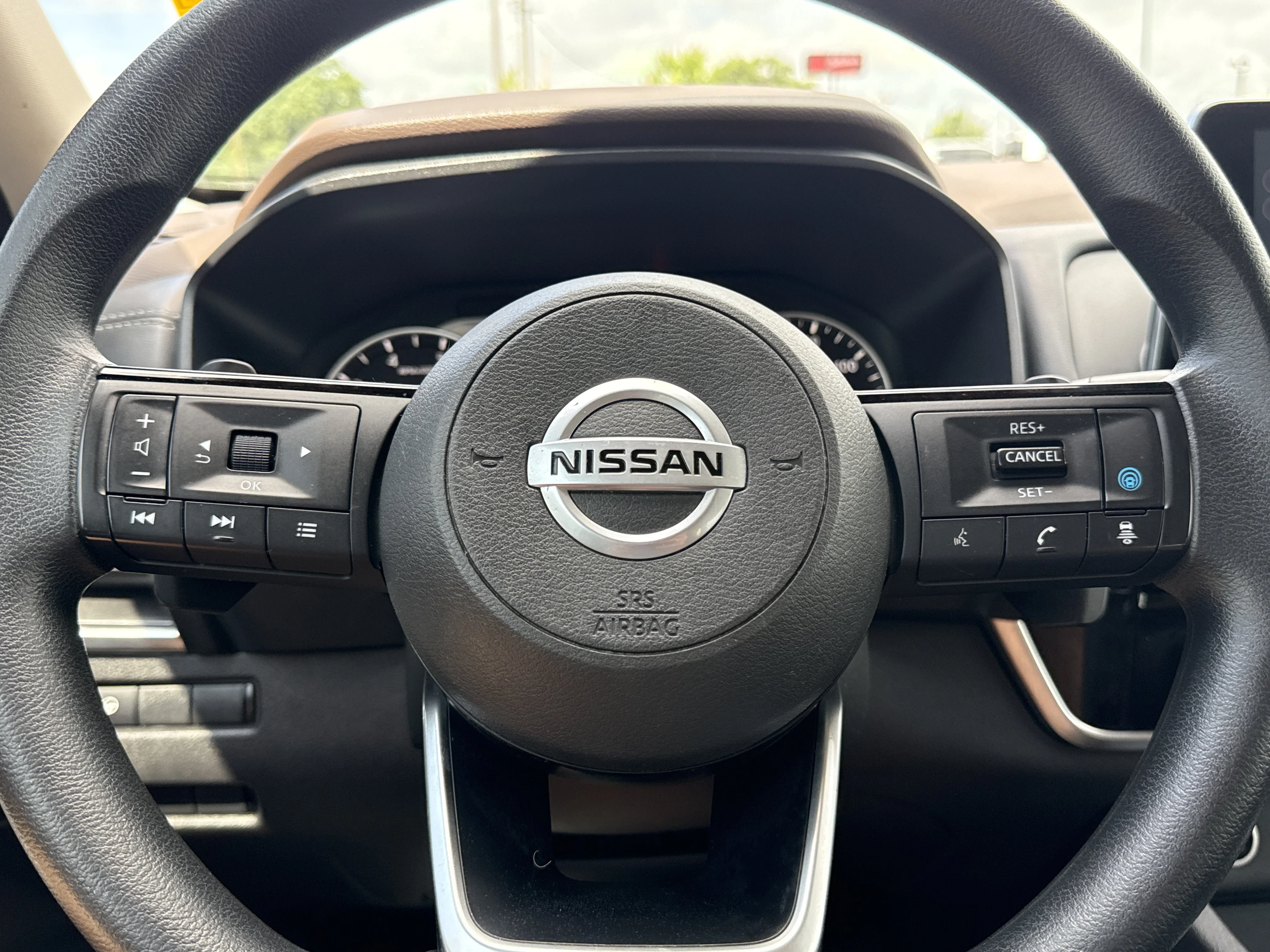 Used 2021 Brilliant Silver Metallic Nissan SV image 20