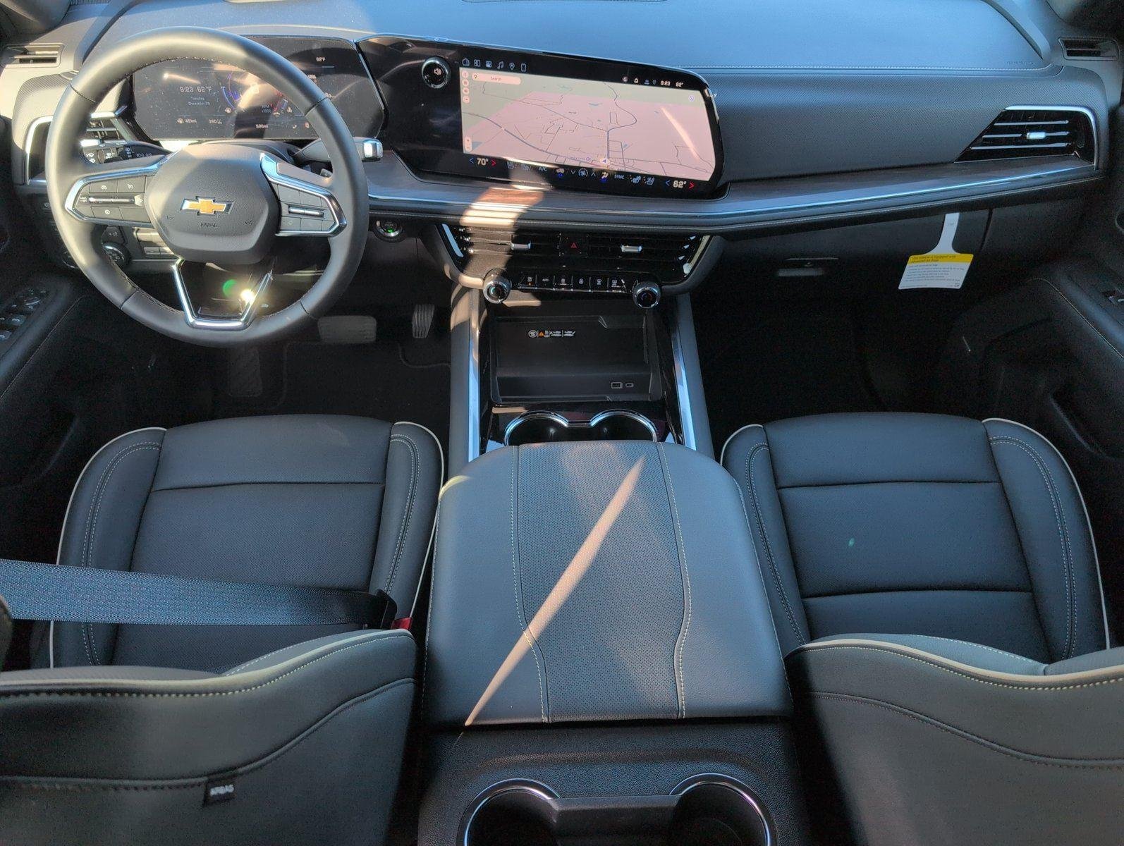 2026 Chevrolet Suburban Premier - Photo 30