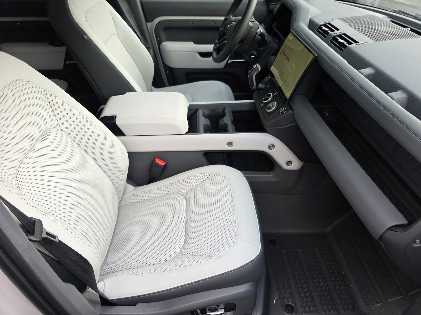 New 2026 Borasco Grey Land Rover P300 S image 3