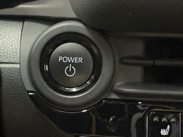 Used 2025 White Toyota XLE image 22