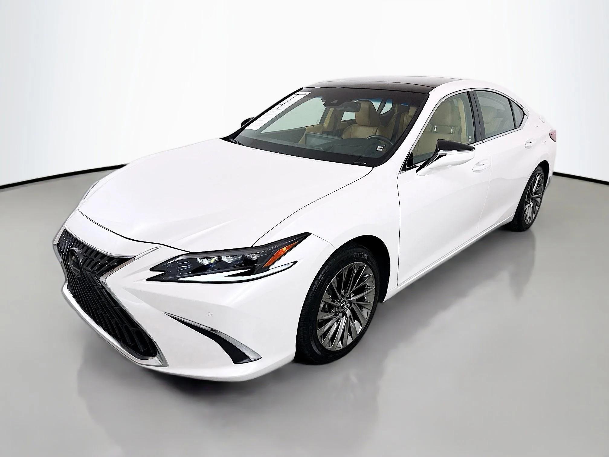 Certified Used 2024 EMINENT WHITE PEARL Lexus 350 Ultra Luxury image 3