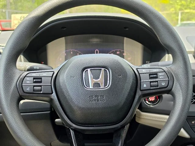 New 2026 Platinum White Pearl Honda SE image 9