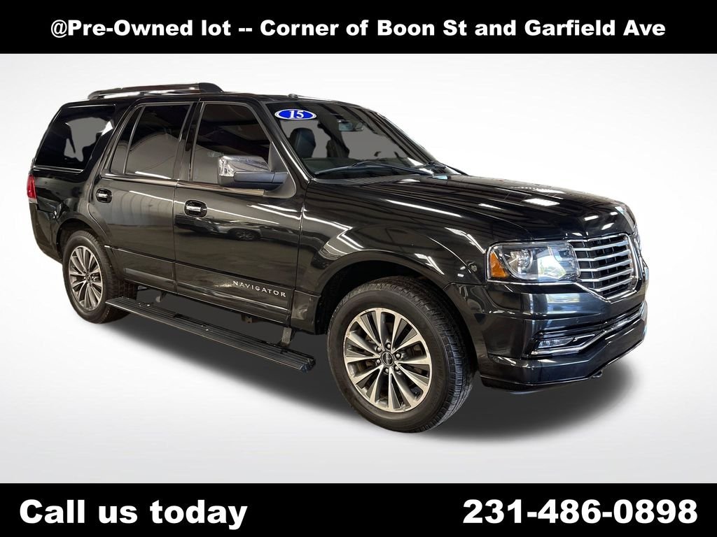 Used 2015 Black Lincoln Base image 7