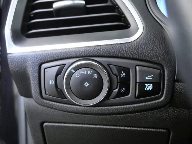 Used 2023 Black Ford Titanium image 23