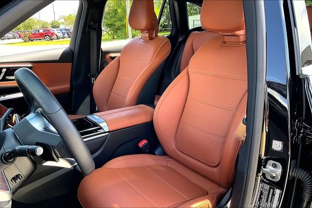 Used 2026  Mercedes-Benz GLC 300 image 18