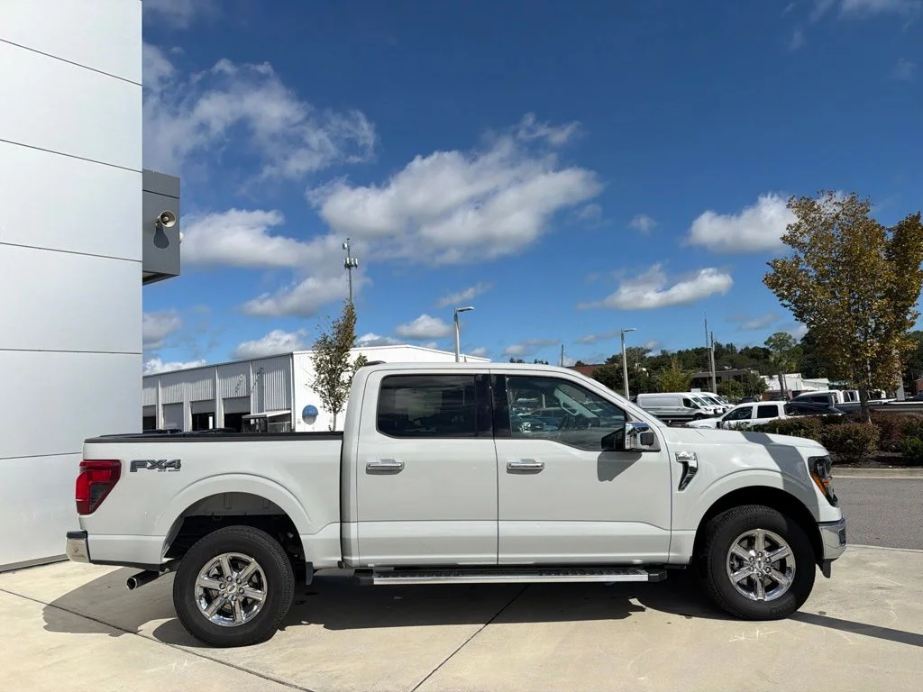 Certified Used 2024 Avalanche Gray Ford XLT image 2