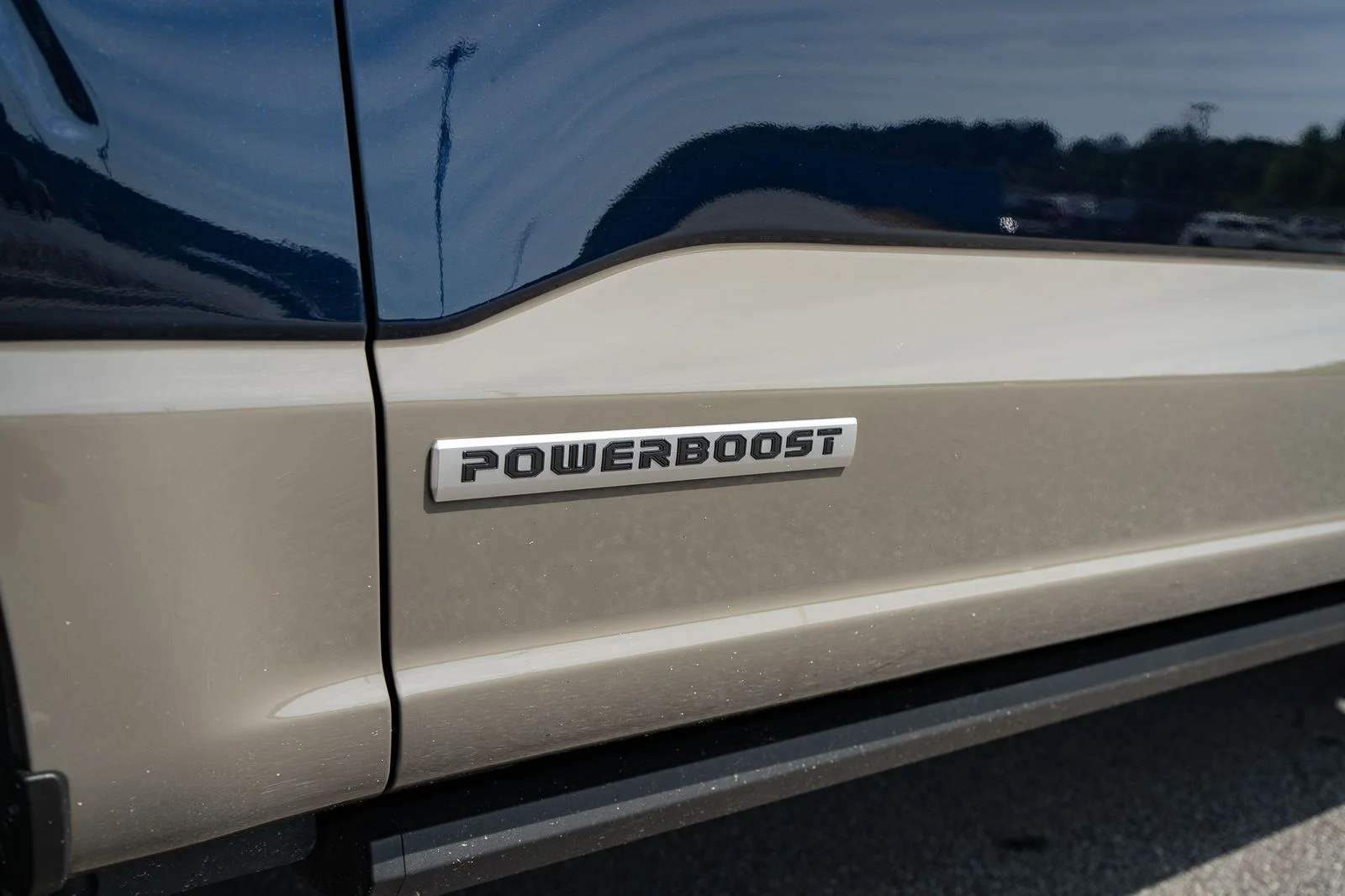 Used 2025 Blue Ford King Ranch image 13