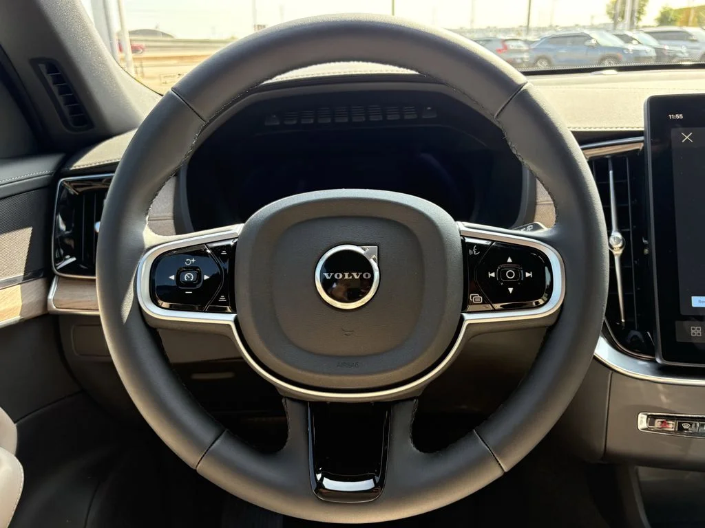 New 2026 Crystal White Volvo Core image 15