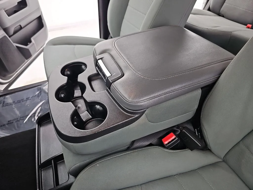 Used 2019 White Ram SLT image 19