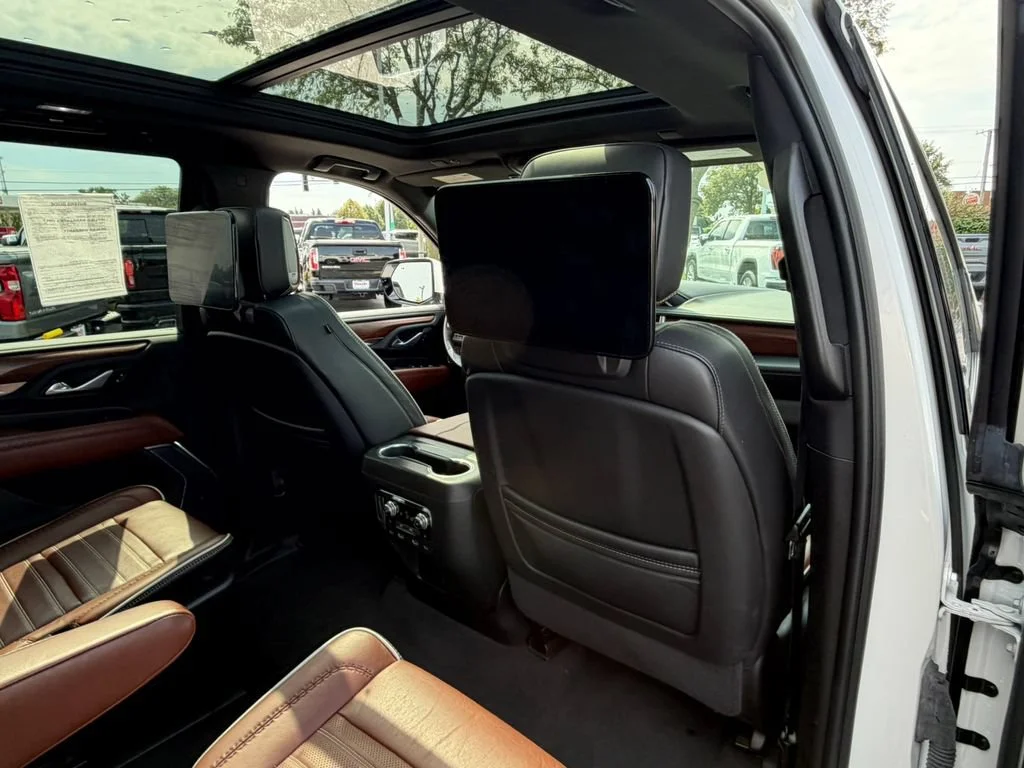 2023 GMC Yukon Denali Ultimate - Photo 19