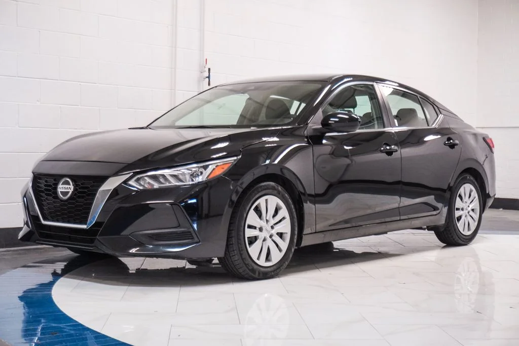 Used 2023 Black Nissan S image 4