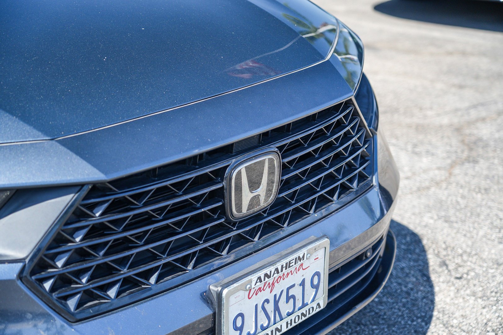 Certified Used 2024 Meteorite Gray Metallic Honda EX-L image 3