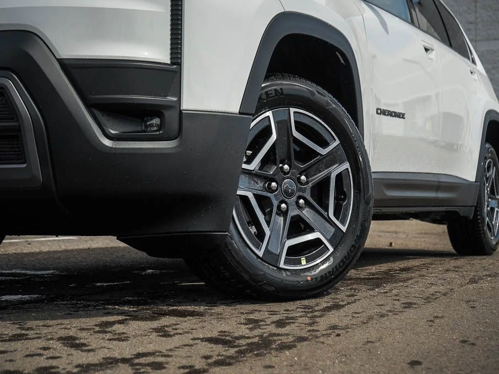 New 2026 Bright White Clearcoat Jeep Laredo image 6
