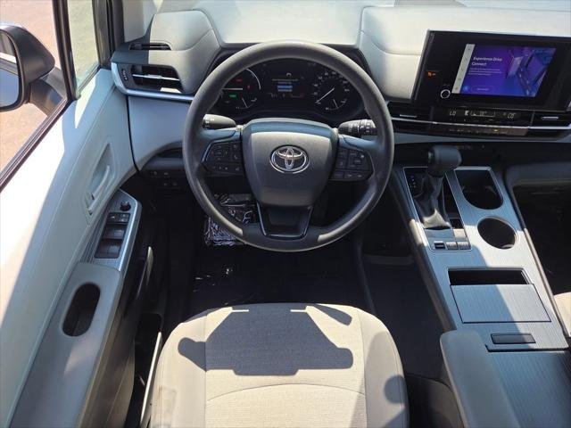 Certified Used 2025 MAGNETIC GRAY MET. Toyota  image 5