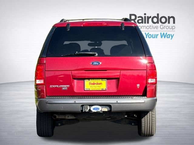 Used 2004 Red Fire Clearcoat Metallic Ford XLT image 6