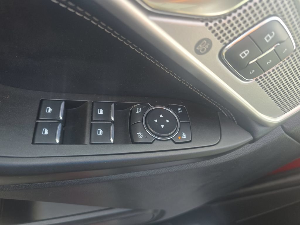 Used 2020 Red Metallic Ford Limited image 33
