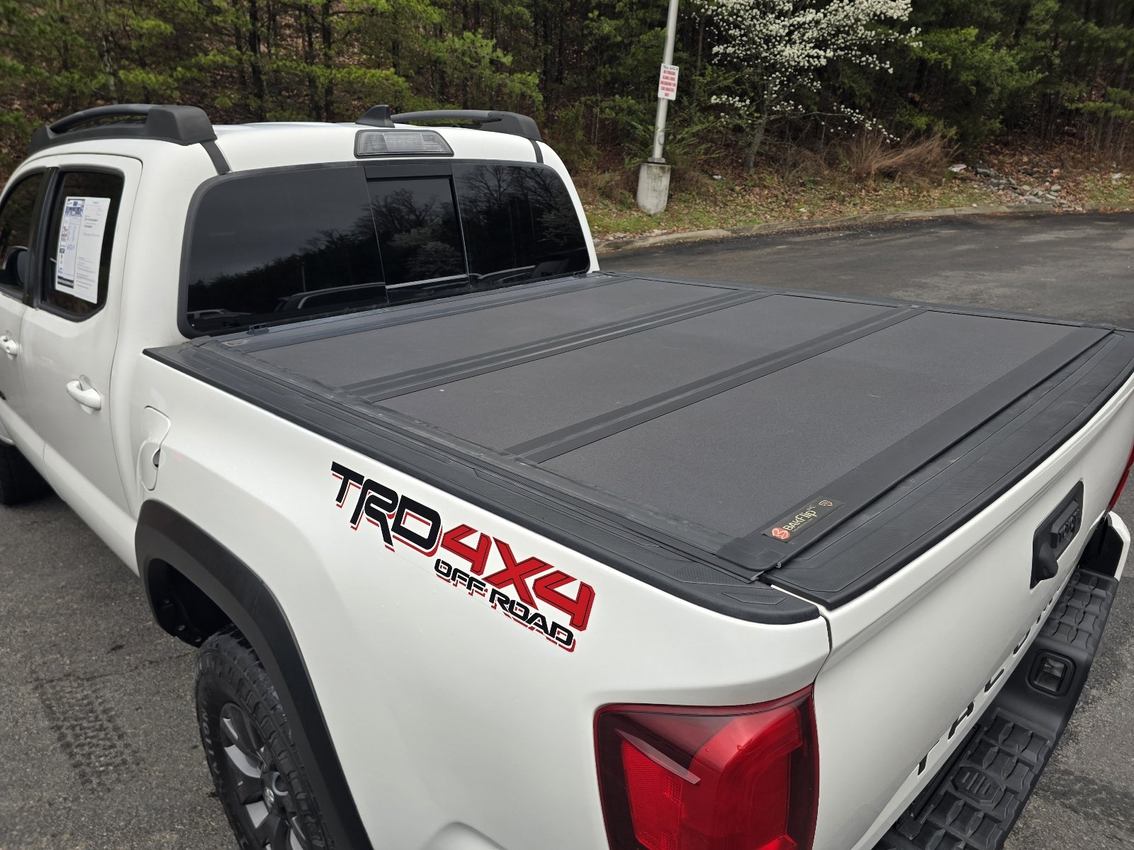 2019 Toyota Tacoma TRD Off Road - Photo 11