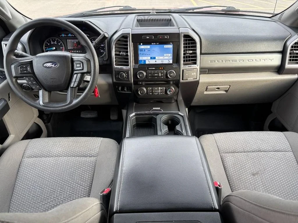 Used 2017 Ruby Red Metallic Tinted Clearcoat Ford XLT image 12