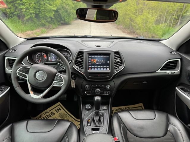 Used 2022 Crystal Metallic Jeep X image 21