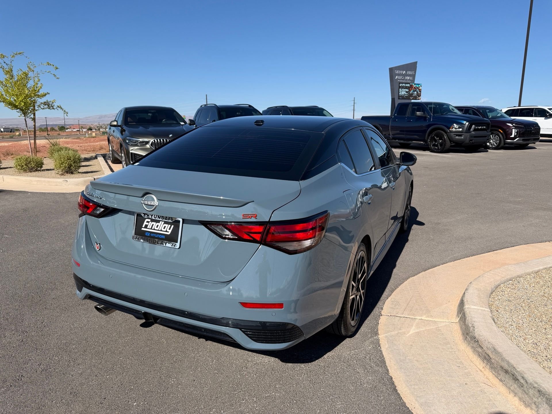 Used 2025 Gray Nissan SR image 7