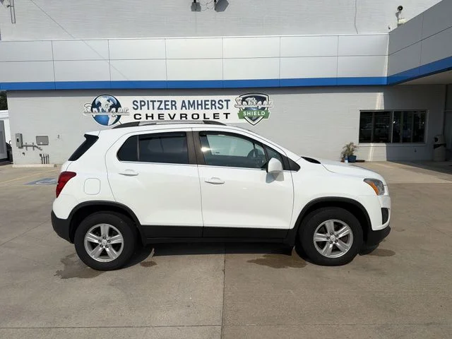 Used 2016 White Chevrolet LT image 11