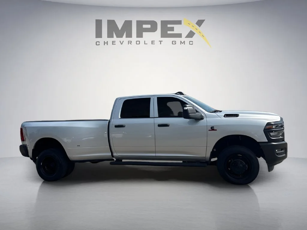 Used 2026 Silver Ram Tradesman image 6