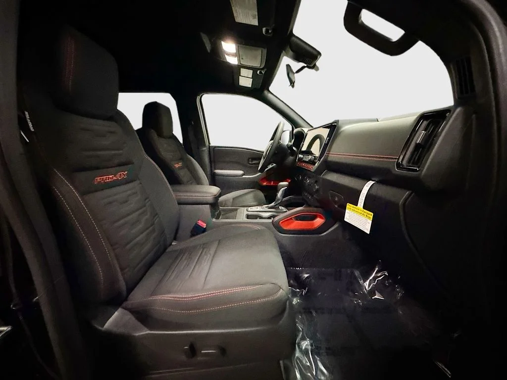 2026 Nissan Frontier PRO-4X - Photo 9