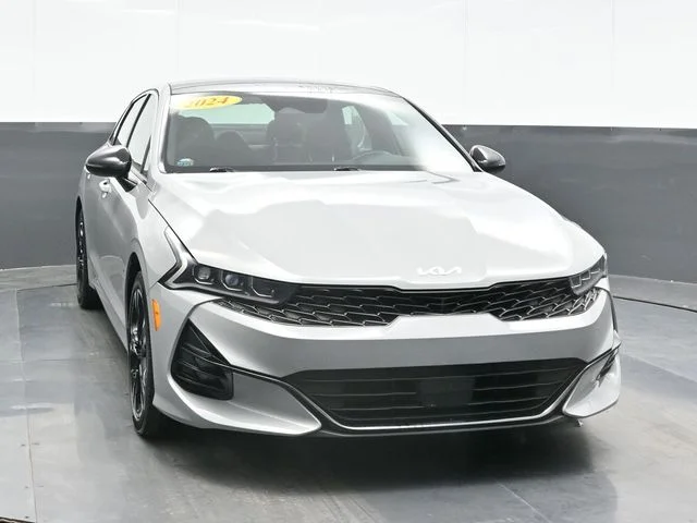 Used 2024 Gray Kia GT-Line image 6