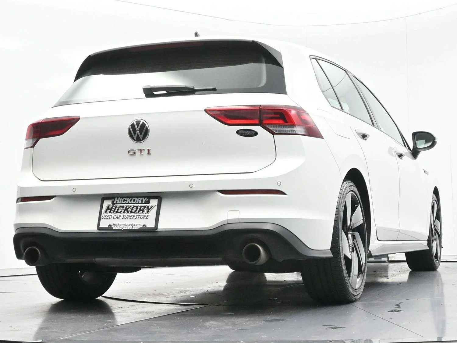 Used 2024 Opal White Pearl Volkswagen S image 44