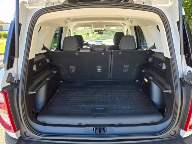 Used 2024 White Ford Big Bend image 15