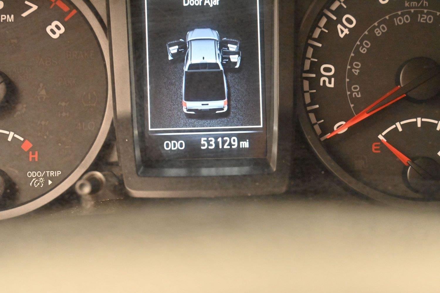 Used 2022 Midnight Black Metallic Toyota SR image 17