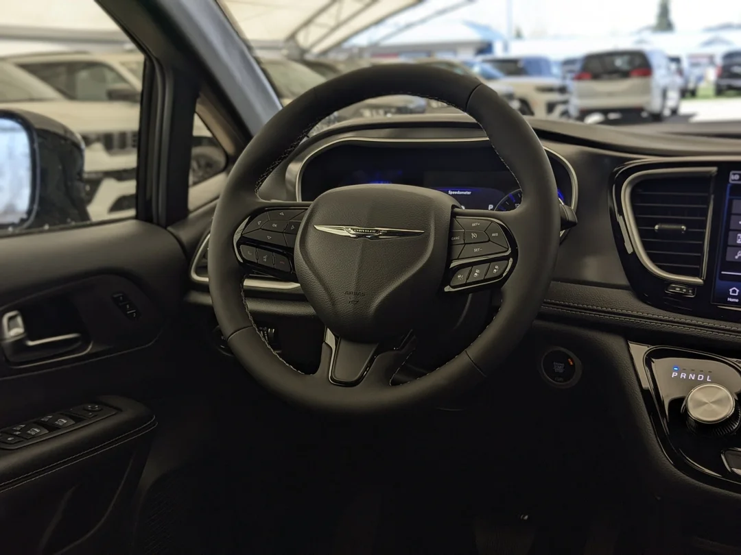 New 2026 Black Chrysler Select - - AWD - Full Sunroof - S Appearance - 360 Camera - Remote Start & More! image 16