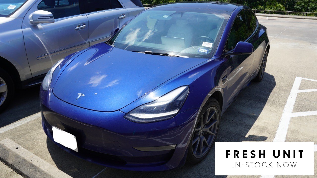 2022 Tesla Model 3's photo