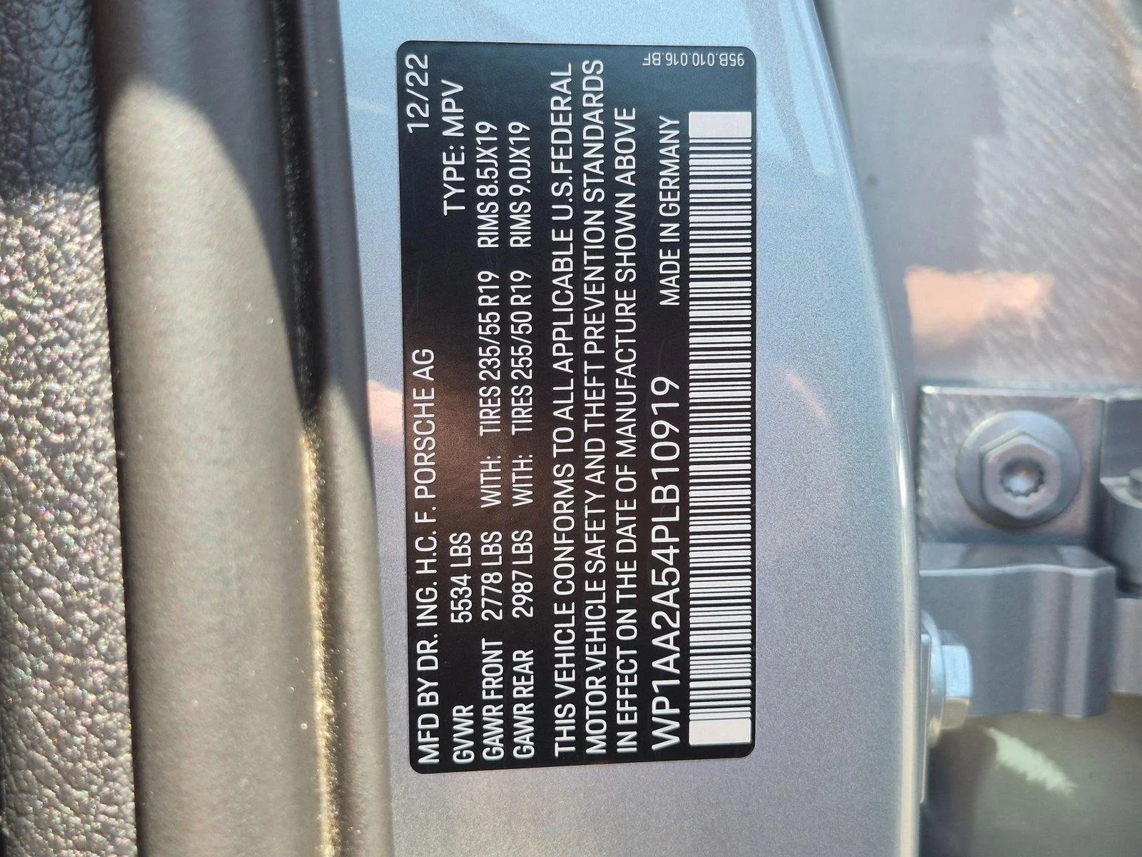Used 2023 Dolomite Silver Metallic Porsche  image 24