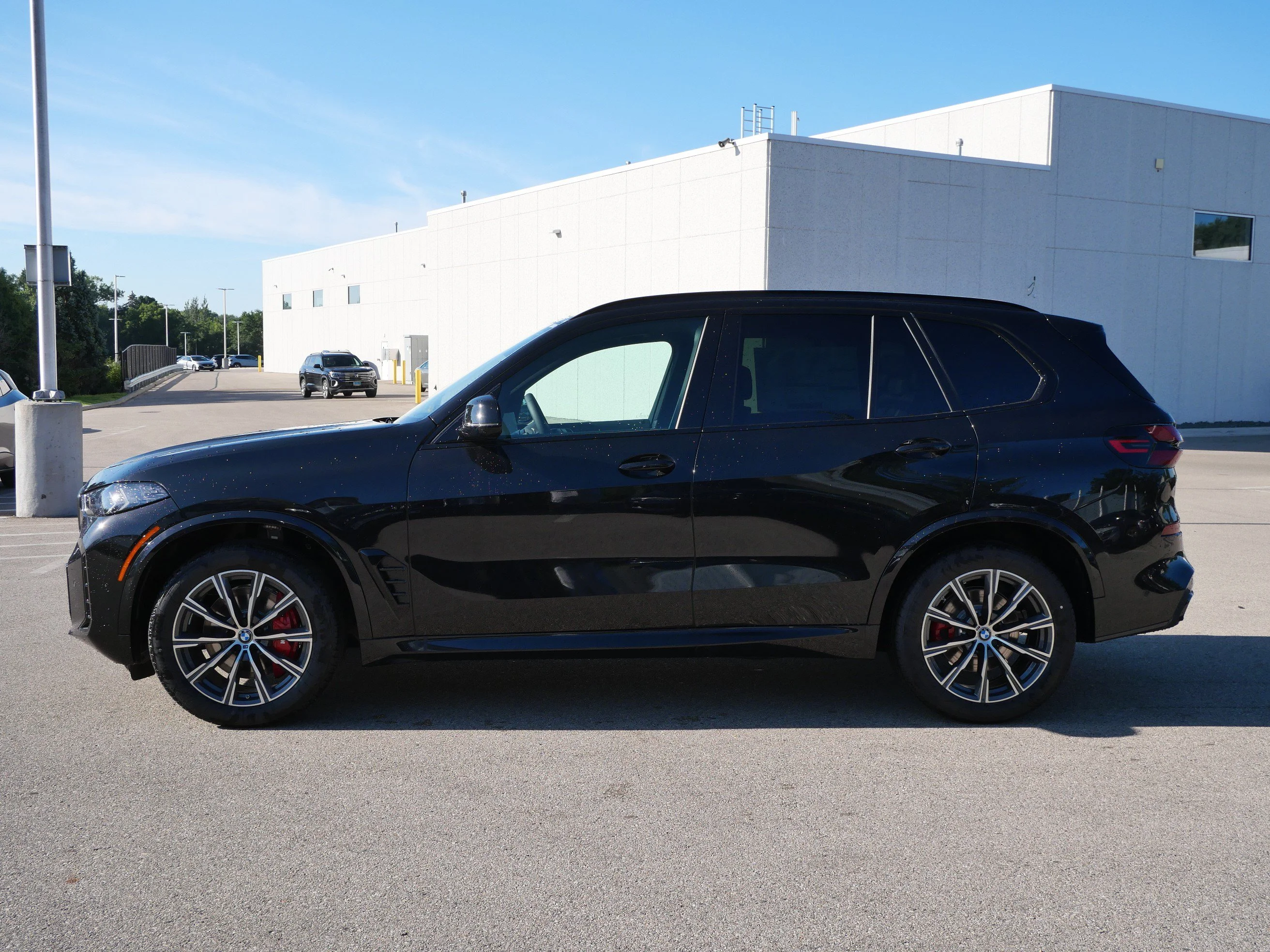 New 2026 Black Sapphire Metallic BMW xDrive40i image 3