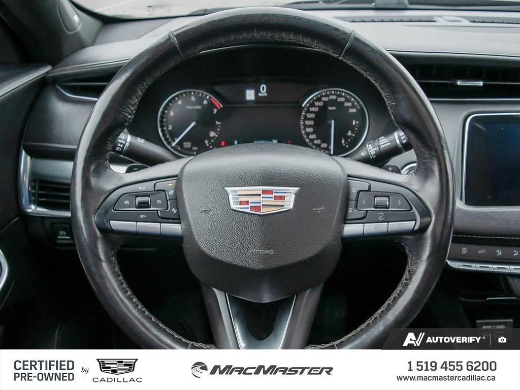 Used 2020  Cadillac Premium Luxury image 15