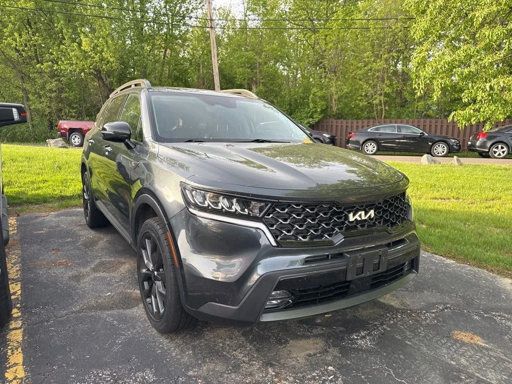 Used 2023 Grey Kia X-Line EX image 2