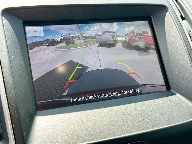 Used 2020 Red Ford SEL image 14