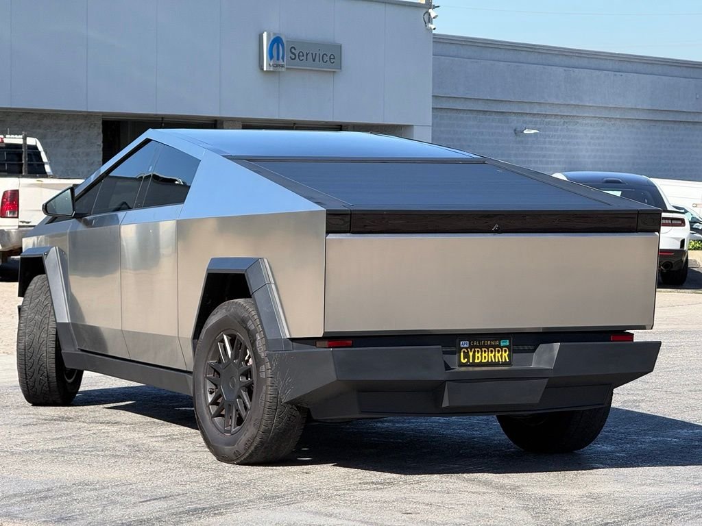 Used 2025 Tesla Cybertruck Base with VIN 7G2CEHED3SA067876 for sale in Claremont, CA