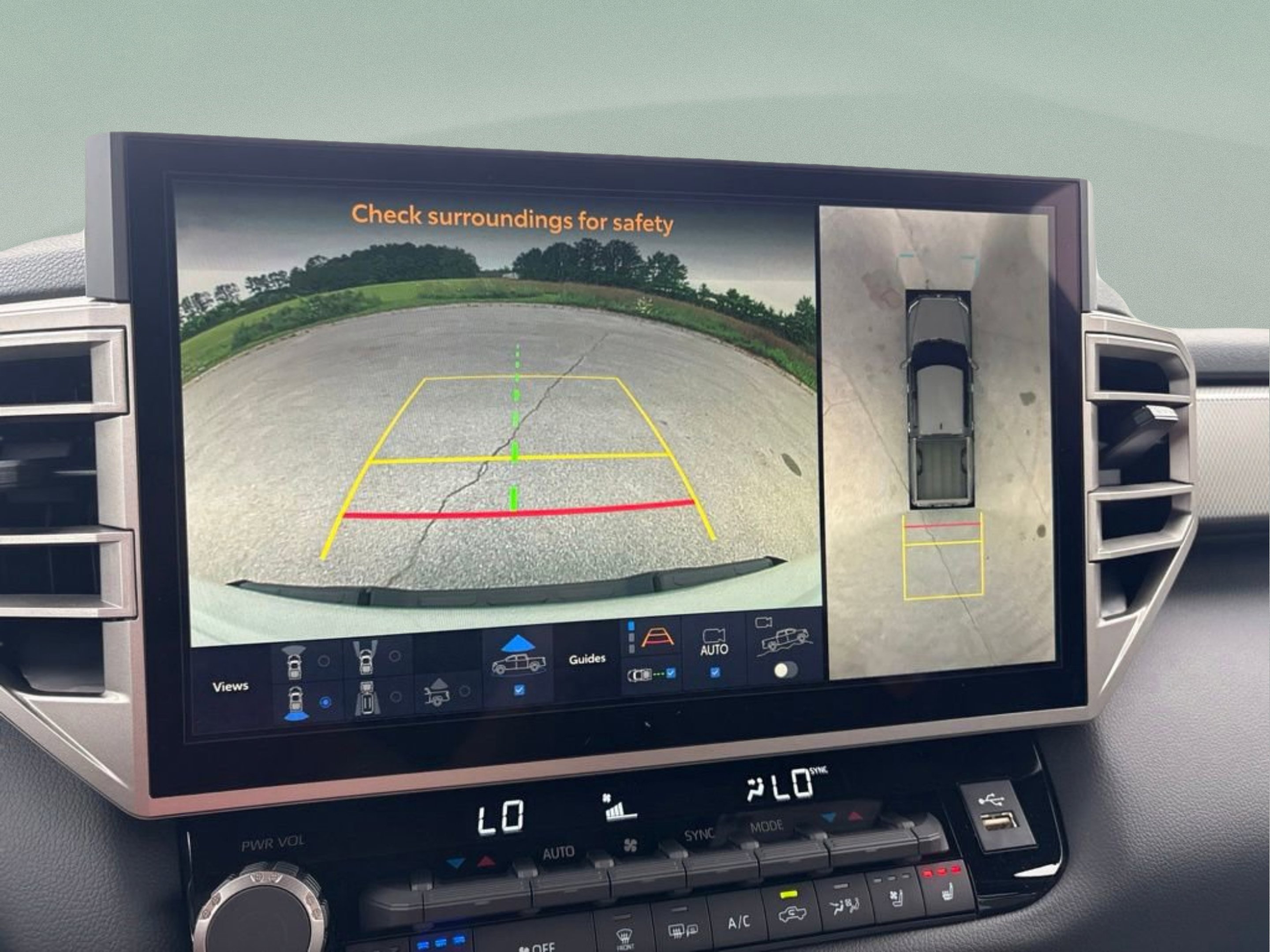 2026 Toyota Tundra Limited - Photo 17